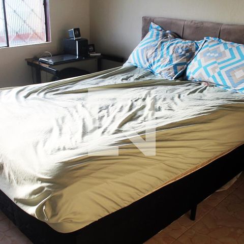 Casa à venda com 90m², 4 quartos e 1 vagaQuarto 1