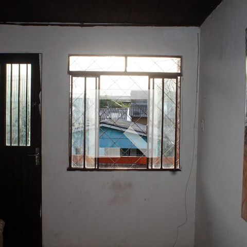 Casa à venda com 90m², 4 quartos e 1 vagaSala