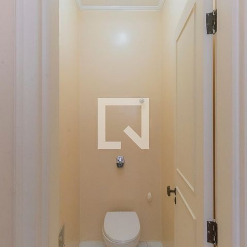 Casa à venda com 317m², 4 quartos e 4 vagasLavabo