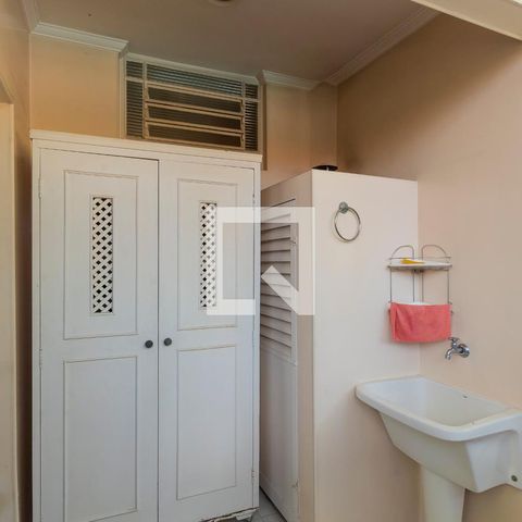 Casa à venda com 317m², 4 quartos e 4 vagasÁrea de Serviço