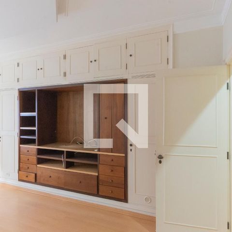 Casa à venda com 317m², 4 quartos e 4 vagasQuarto 1