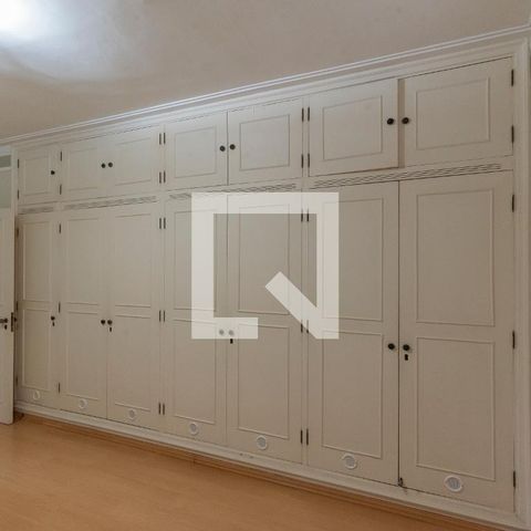 Casa à venda com 317m², 4 quartos e 4 vagasQuarto 2