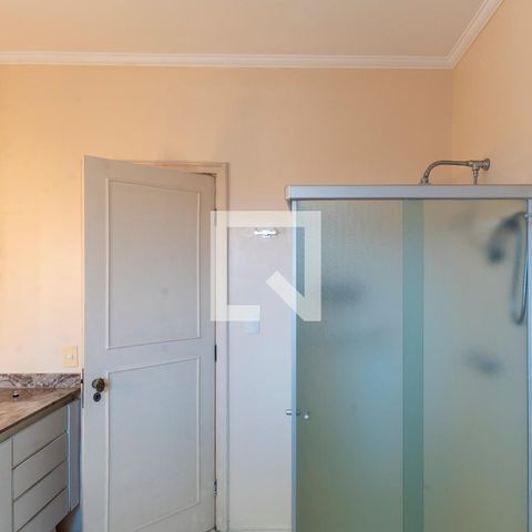 Casa à venda com 317m², 4 quartos e 4 vagasBanheiro