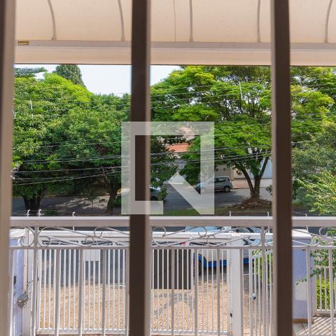 Casa à venda com 317m², 4 quartos e 4 vagasVista da Sala