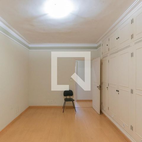 Casa à venda com 317m², 4 quartos e 4 vagasQuarto 2