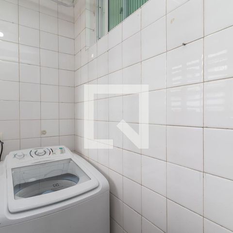 Apartamento à venda com 72m², 2 quartos e sem vagaÁrea de Serviço