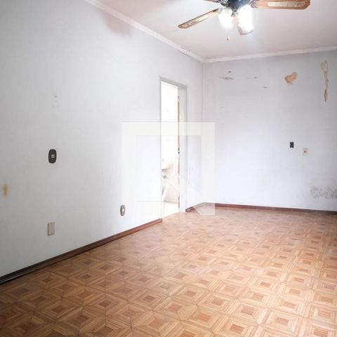 Casa à venda com 500m², 3 quartos e 3 vagas Casa à venda com 500m², 3 quartos e 3 vagasQuarto 3