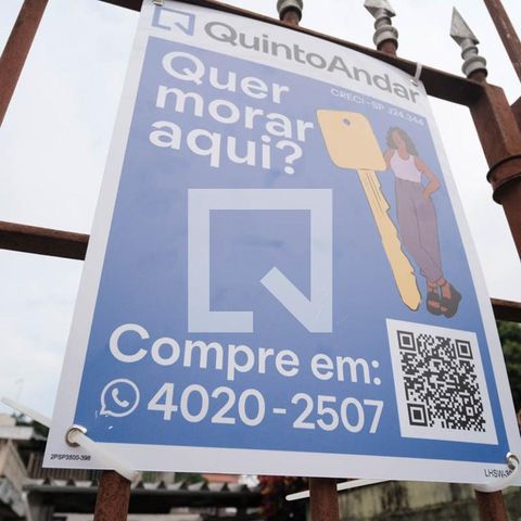 Casa à venda com 500m², 3 quartos e 3 vagas Casa à venda com 500m², 3 quartos e 3 vagasPlaquinha