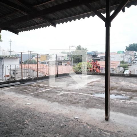 Casa à venda com 500m², 3 quartos e 3 vagas Casa à venda com 500m², 3 quartos e 3 vagasÁrea comum