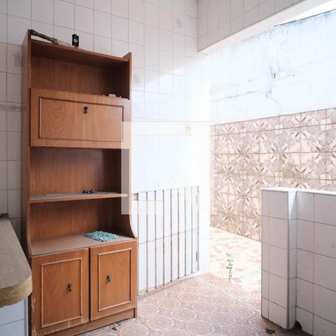 Casa à venda com 500m², 3 quartos e 3 vagas Casa à venda com 500m², 3 quartos e 3 vagasCozinha