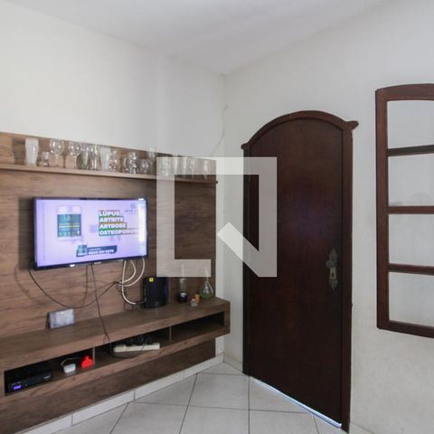 Casa à venda com 180m², 3 quartos e 5 vagas Casa à venda com 180m², 3 quartos e 5 vagasSala - Casa 1