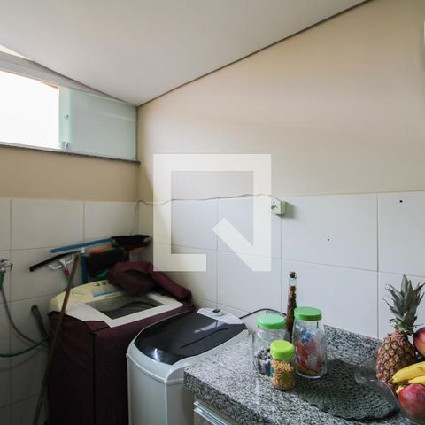 Casa à venda com 180m², 3 quartos e 5 vagas Casa à venda com 180m², 3 quartos e 5 vagasCasa 2 - Área de Serviço