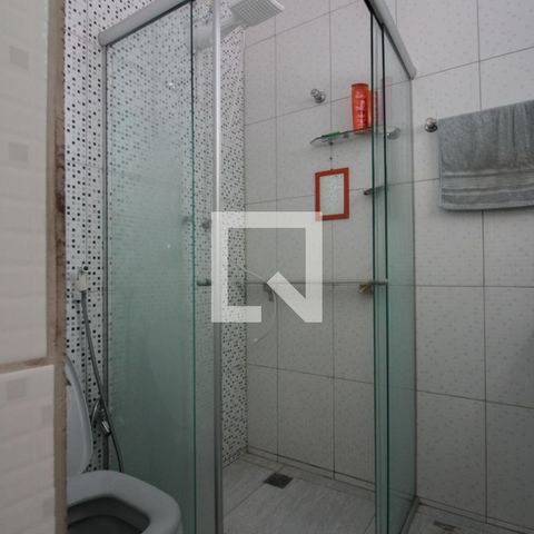 Casa à venda com 180m², 3 quartos e 5 vagas Casa à venda com 180m², 3 quartos e 5 vagasBanheiro Social - Casa 1