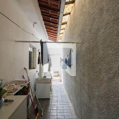 Casa à venda com 180m², 3 quartos e 5 vagas Casa à venda com 180m², 3 quartos e 5 vagasÁrea de serviço - Casa 1