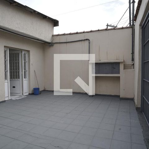 Casa à venda com 250m², 2 quartos e 8 vagasGaragem