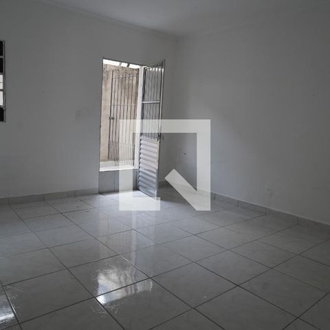 Casa à venda com 250m², 2 quartos e 8 vagasQuarto 2