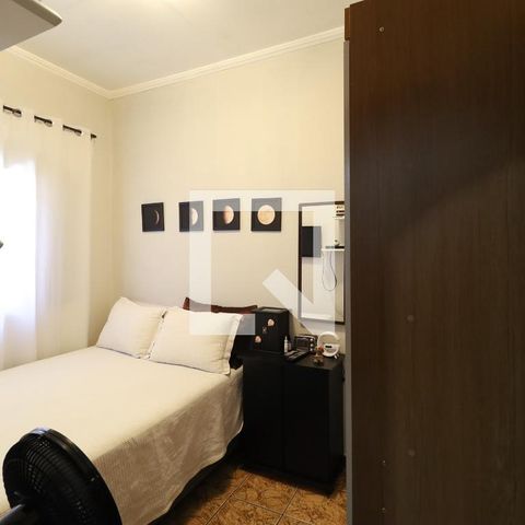Casa à venda com 60m², 2 quartos e sem vaga Casa à venda com 60m², 2 quartos e sem vagaQuarto 2