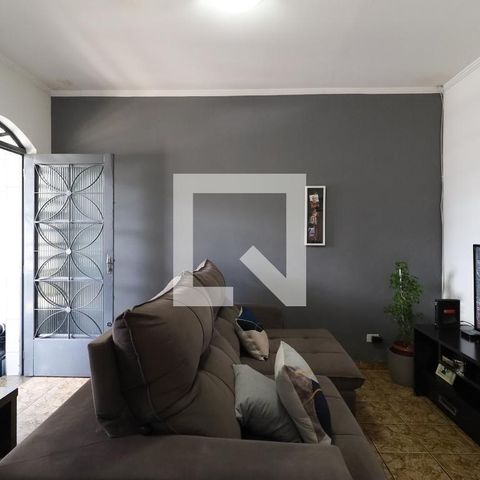 Casa à venda com 60m², 2 quartos e sem vaga Casa à venda com 60m², 2 quartos e sem vagaSala