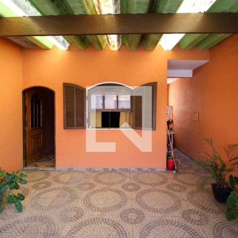 Casa à venda com 240m², 3 quartos e 2 vagasVaranda