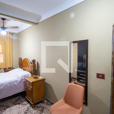 Casa à venda com 240m², 3 quartos e 2 vagasQuarto 1