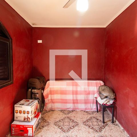 Casa à venda com 240m², 3 quartos e 2 vagasQuarto 2