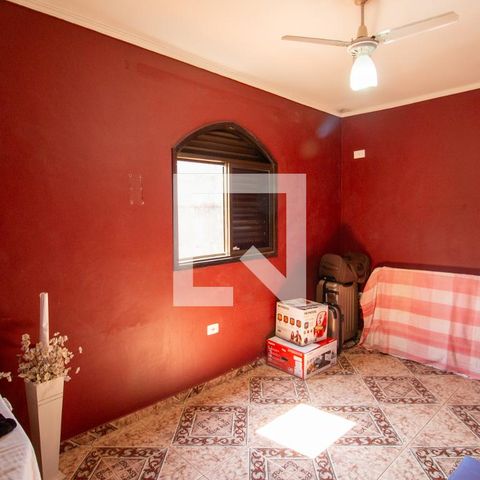 Casa à venda com 240m², 3 quartos e 2 vagasQuarto 2