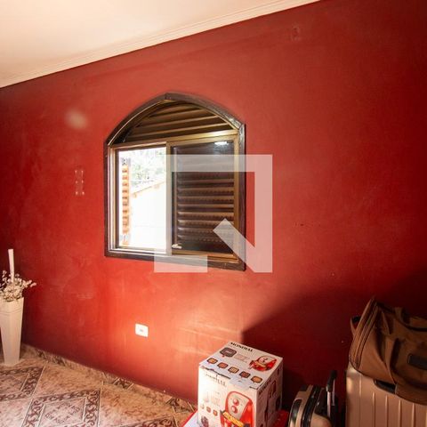 Casa à venda com 240m², 3 quartos e 2 vagasQuarto 2