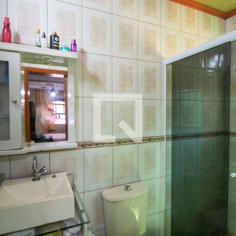 Casa à venda com 240m², 3 quartos e 2 vagasBanheiro 2
