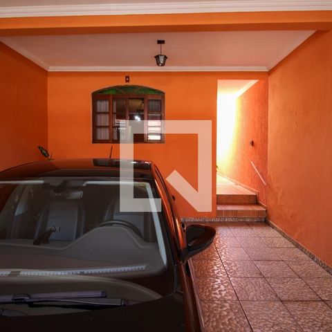 Casa à venda com 240m², 3 quartos e 2 vagasGaragem