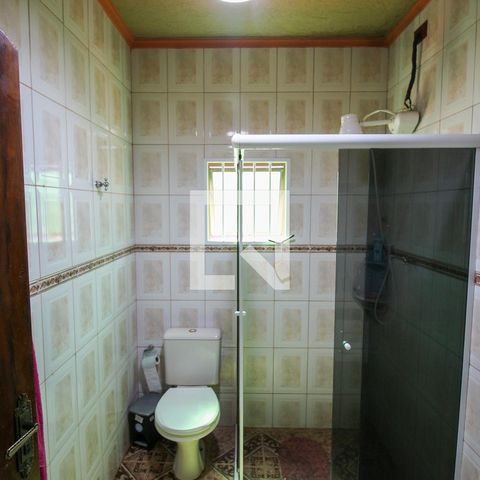 Casa à venda com 240m², 3 quartos e 2 vagasBanheiro 3