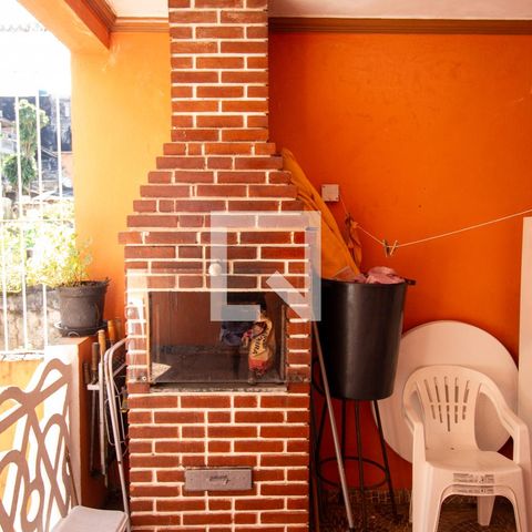 Casa à venda com 240m², 3 quartos e 2 vagasÁrea de Serviço / Churrasqueira