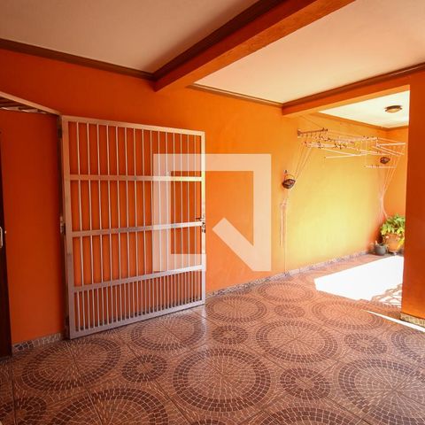 Casa à venda com 240m², 3 quartos e 2 vagasÁrea de Serviço / Churrasqueira