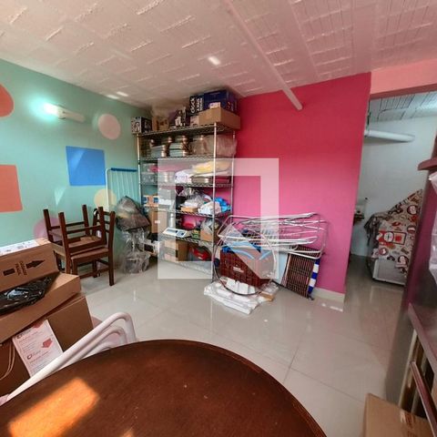 Casa à venda com 108m², 3 quartos e 4 vagasÁrea de Serviço
