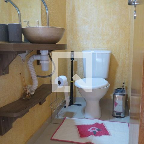 Casa à venda com 108m², 3 quartos e 4 vagasLavabo