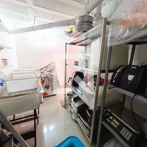 Casa à venda com 108m², 3 quartos e 4 vagasÁrea de Serviço