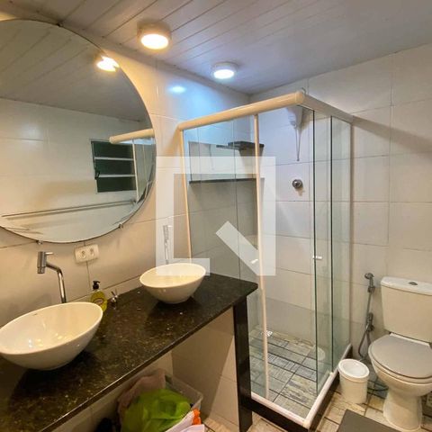 Casa à venda com 350m², 7 quartos e 1 vagaLoft - Banheiro