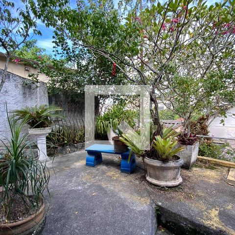 Casa à venda com 350m², 7 quartos e 1 vagaÁrea verde