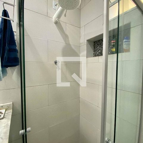 Casa à venda com 350m², 7 quartos e 1 vagaApartamento - Banheiro