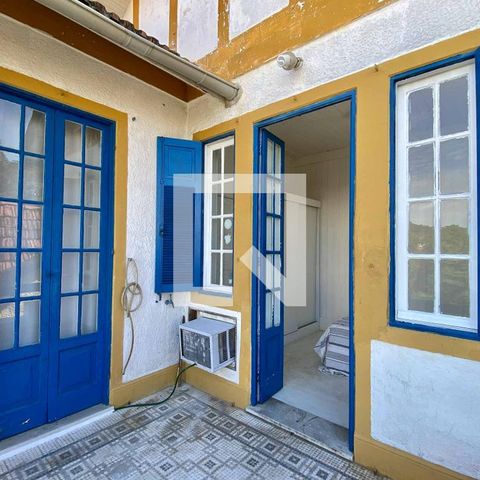 Casa à venda com 350m², 7 quartos e 1 vagaVaranda - Quarto 4 e 5