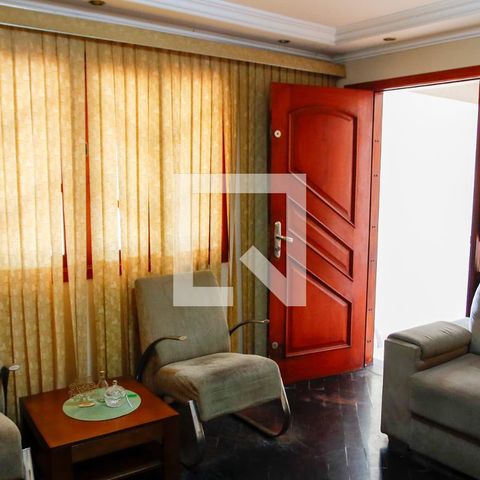 Casa à venda com 203m², 3 quartos e 2 vagas Casa à venda com 203m², 3 quartos e 2 vagassala