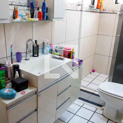 Casa à venda com 203m², 3 quartos e 2 vagas Casa à venda com 203m², 3 quartos e 2 vagasBanheiro