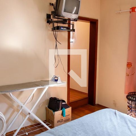 Casa à venda com 203m², 3 quartos e 2 vagas Casa à venda com 203m², 3 quartos e 2 vagasQuarto 3 - Suíte