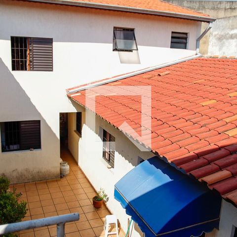 Casa à venda com 203m², 3 quartos e 2 vagas Casa à venda com 203m², 3 quartos e 2 vagasÁrea comum