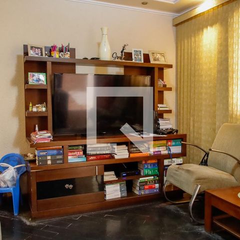 Casa à venda com 203m², 3 quartos e 2 vagas Casa à venda com 203m², 3 quartos e 2 vagassala