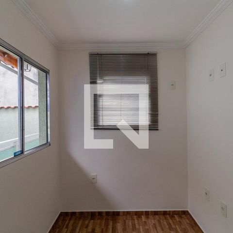 Casa à venda com 132m², 2 quartos e 2 vagasQuarto de Serviço