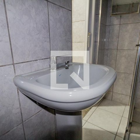 Casa à venda com 132m², 2 quartos e 2 vagasBanheiro Edícula