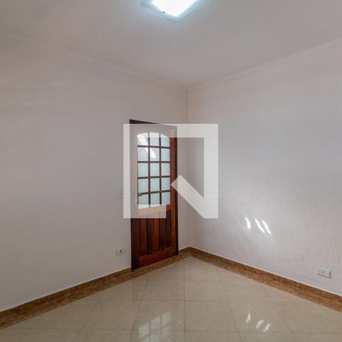 Casa à venda com 132m², 2 quartos e 2 vagasSala