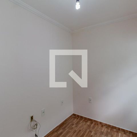 Casa à venda com 132m², 2 quartos e 2 vagasQuarto de Serviço