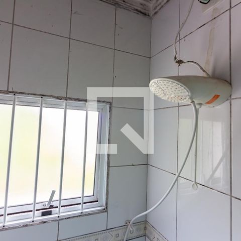 Casa à venda com 217m², 4 quartos e 3 vagasBanheiro da Suíte 2