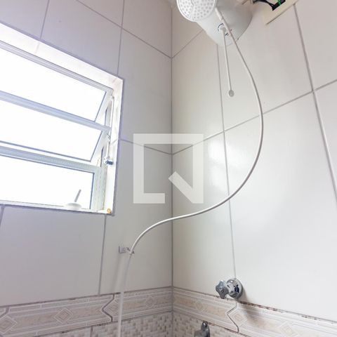 Casa à venda com 217m², 4 quartos e 3 vagasBanheiro da Suíte 1